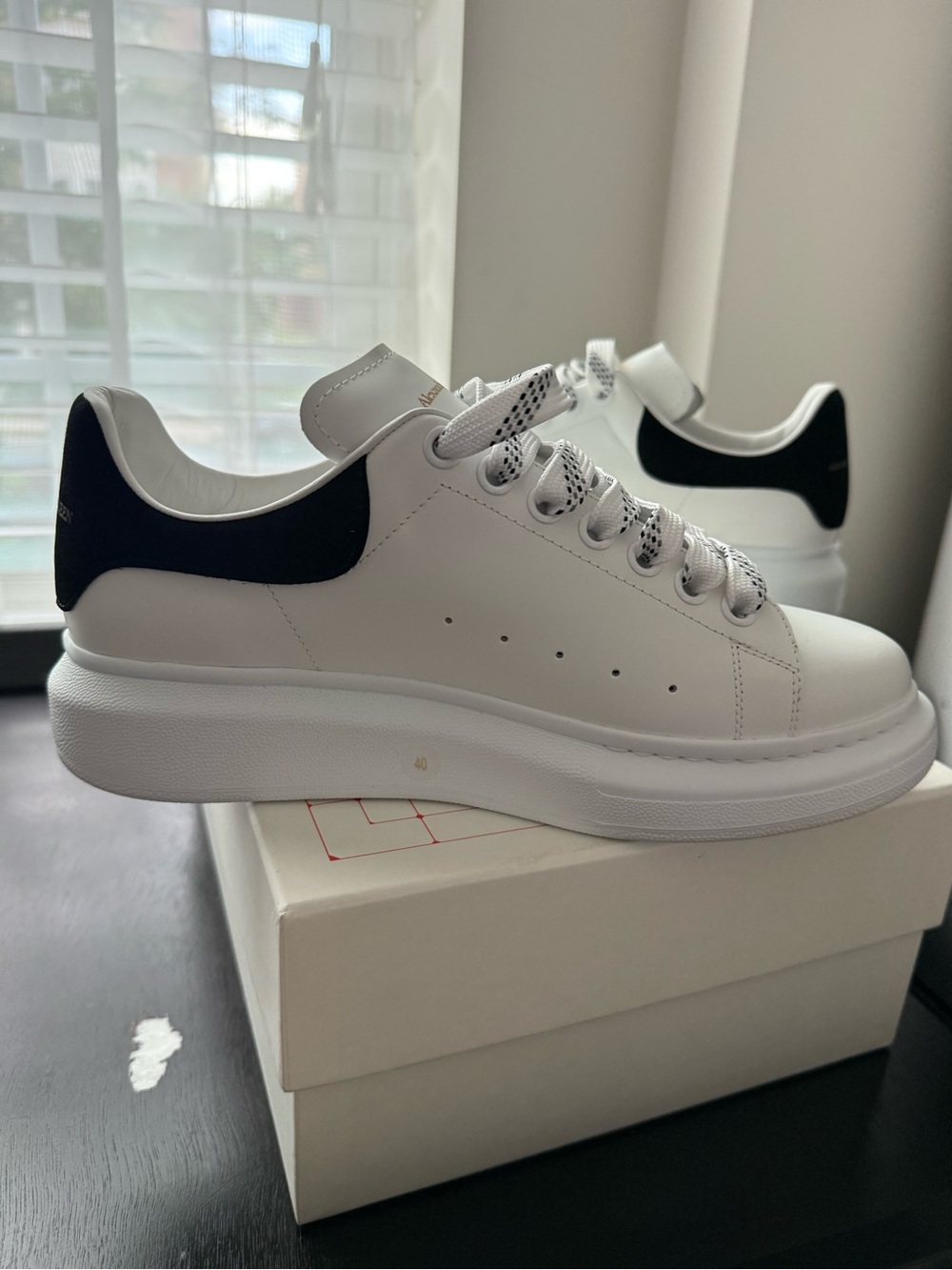 Alexander McQueen White Sneakers with Black Heel Tab - Picture 10 of 13
